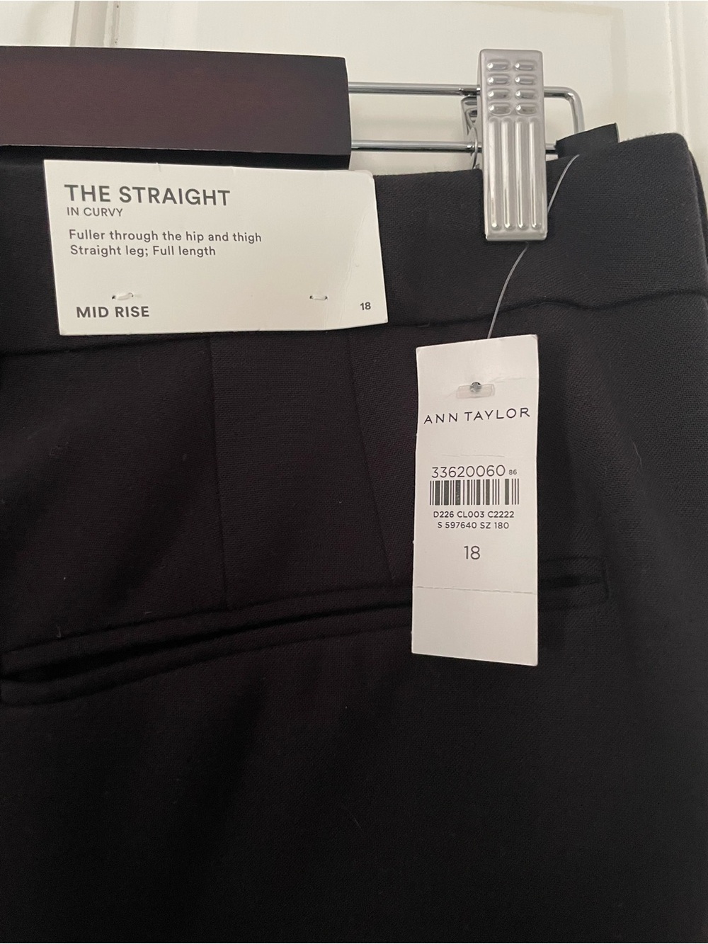 Ann Taylor NWT The Straight Pant in Curvy aka the Sophia Pant in Black Size 18 - Picture 4 of 7